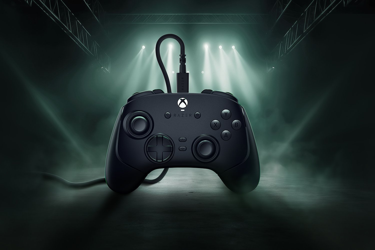Razer Wolverine V3 Tournament Edition Wired Esports Controller for Xbox & PC