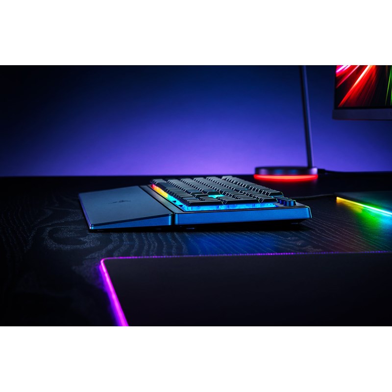 Razer Ornata V3 Low-profile Mecha-Membrane Wired RGB Gaming Keyboard (US Layout) - Black