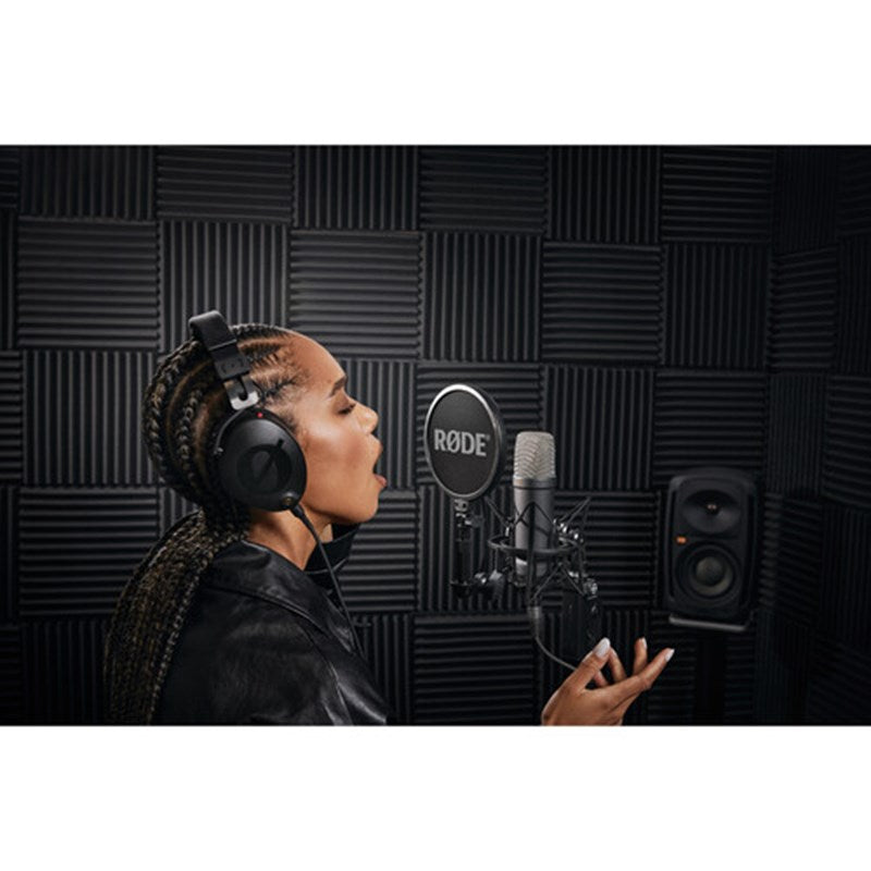 Rode NT1 Signature Series Studio Condenser Microphone - Black