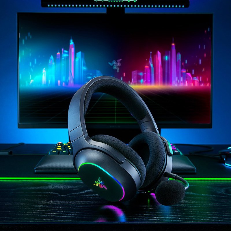 Razer Barracuda X Chroma Wireless Multi-Platform Gaming Headset for PC, PS4/PS5, Switch - Black