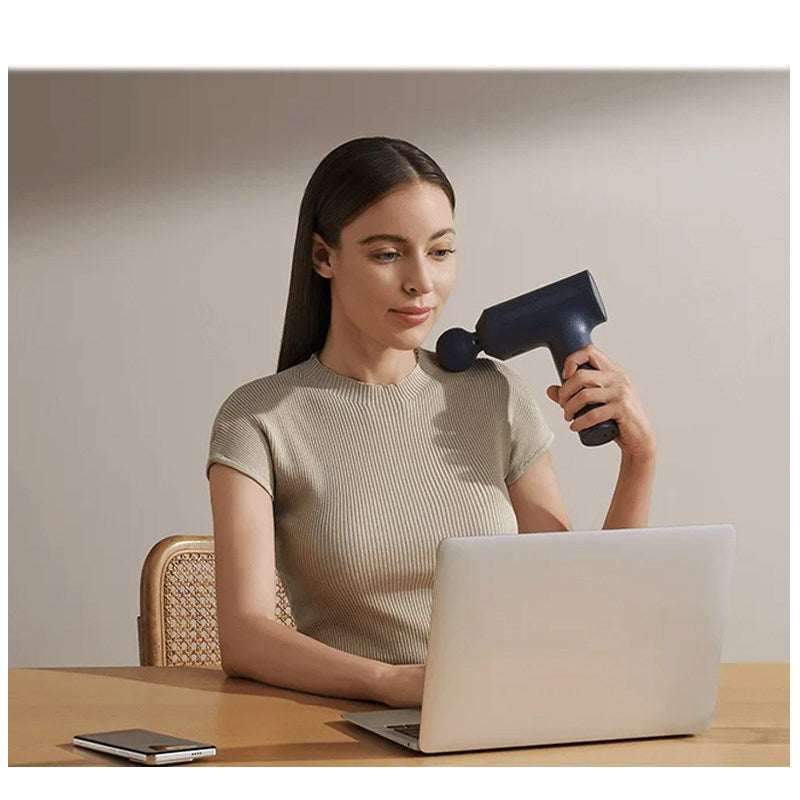 Xiaomi Mi Handheld Muscle Massage Gun 2 with 2 Massage Heads - Blue