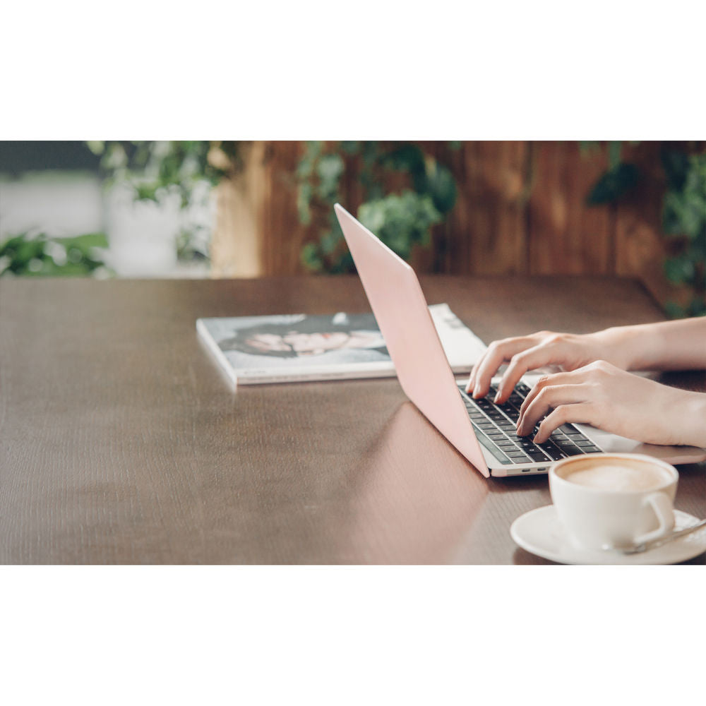 Moshi iGlaze For Macbook Pro 13 - Blush Pink