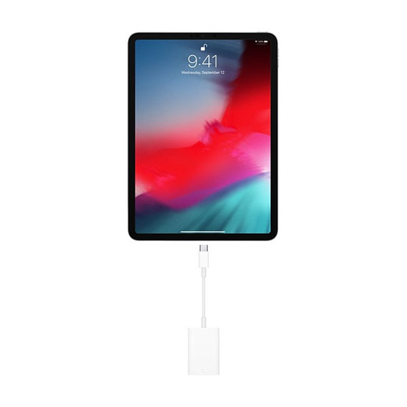 Apple USB-C To SD Card Reader - Open Box
