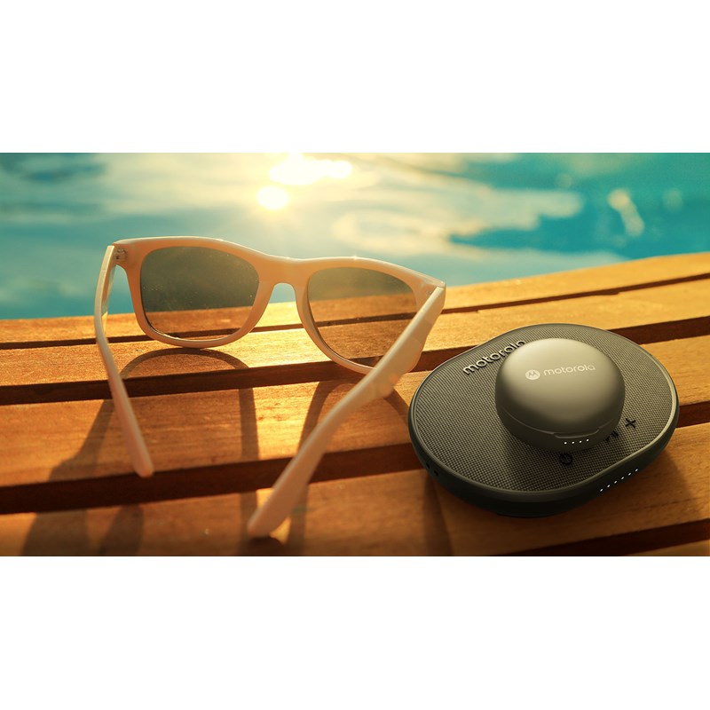 Motorola ROKR 500 Portable Bluetooth Speaker with Wireless Charging Pad with Microphone for Handsfree Calls - IPX6 Water Resistance - Black