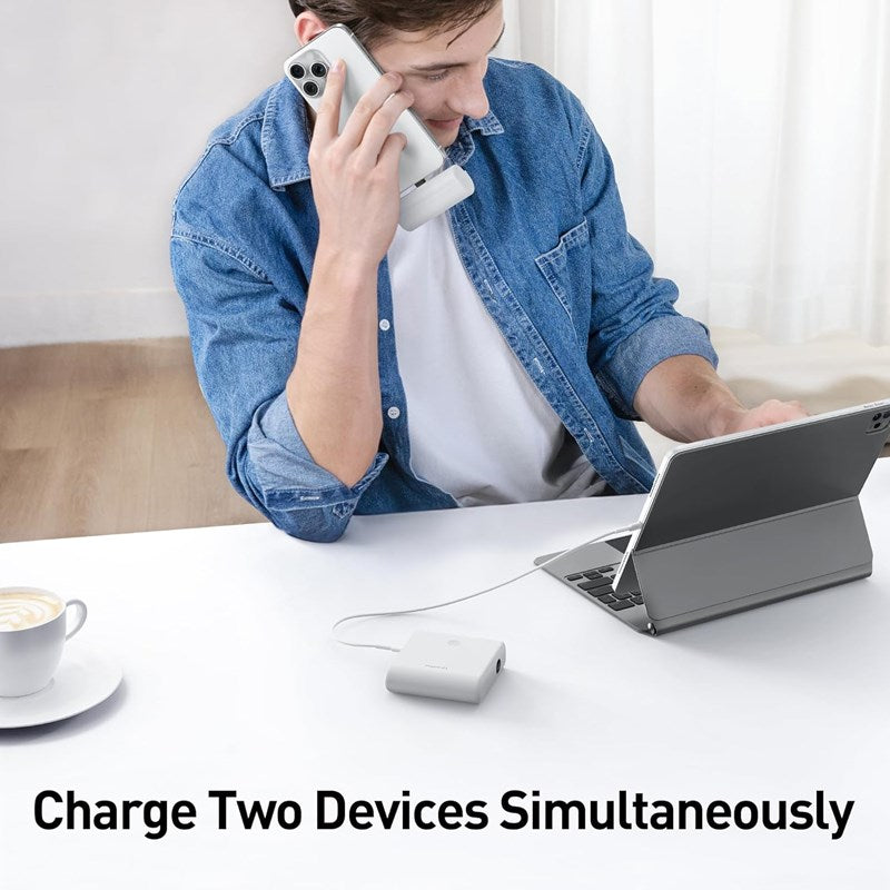 iWalk Small Portable Charger 13500mAh, USB-C Power Bank with Charging Case Type-C