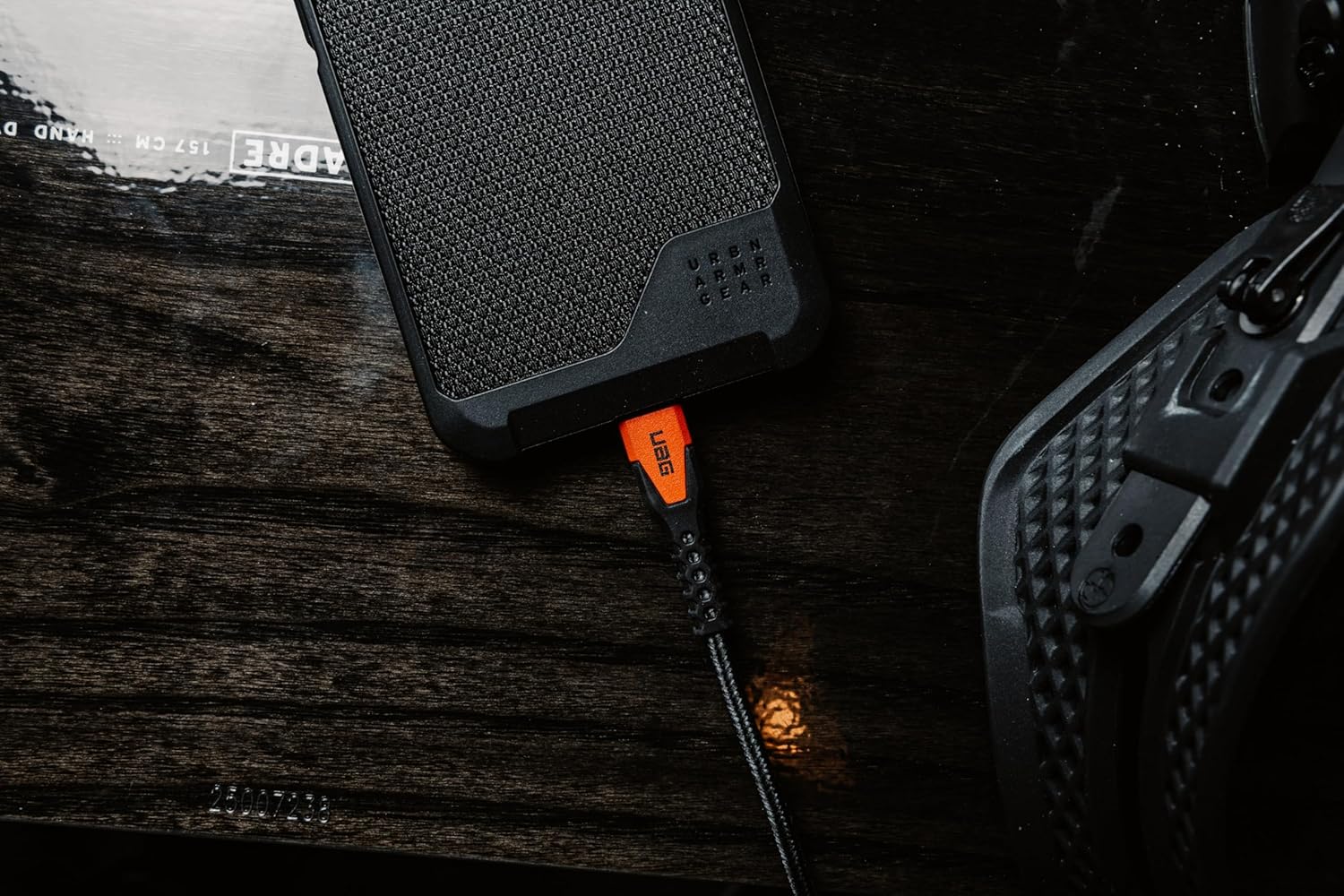 UAG USB-C To USB-C 1.5 M Rugged Kevlar Cable