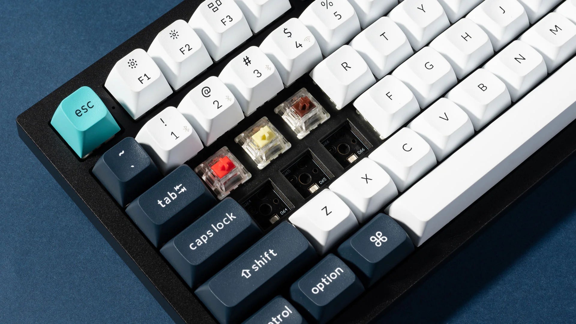 Keychron Q6 Max 100% QMK/VIA Wireless RGB Mechanical Gaming Keyboard (Gateron Jupiter Red Switch) - Black (Arabic Layout)