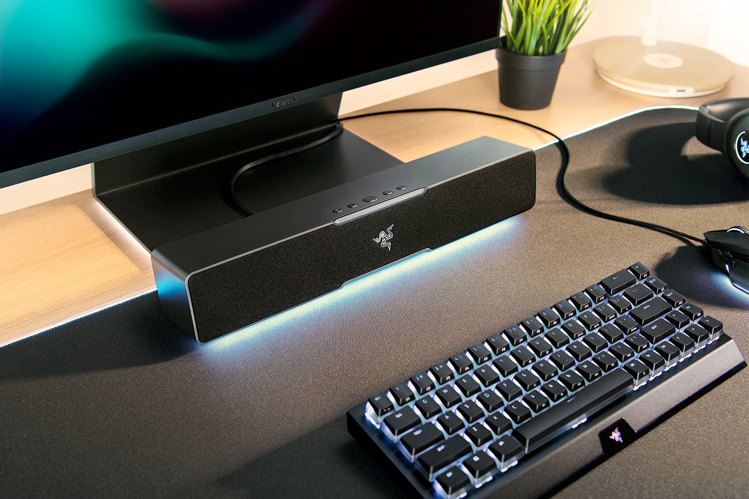 Razer Leviathan V2 X Wireless Bluetooth PC Gaming Soundbar - Black