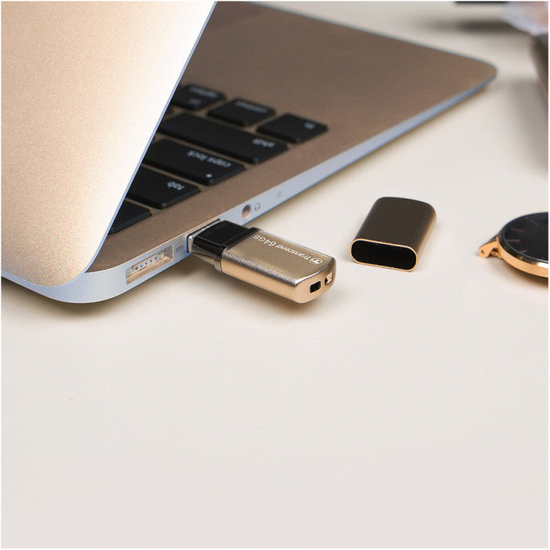 Transcend 128GB Jetflash 820 USB 3.1 Gen 1 Flash Drive for Windows and Mac - Gold